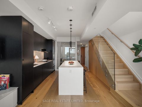 Photo 16 at PH 621 - 899 College Street W, Bellwoods, Toronto