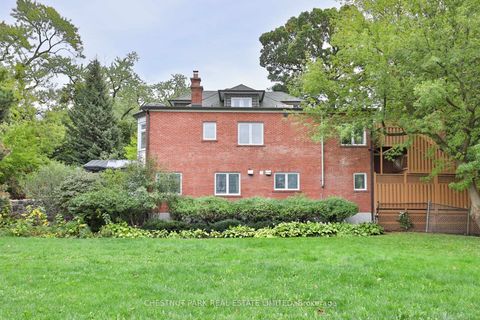 Photo 3 at 5 Castle Frank Crescent, Moore Park, Toronto