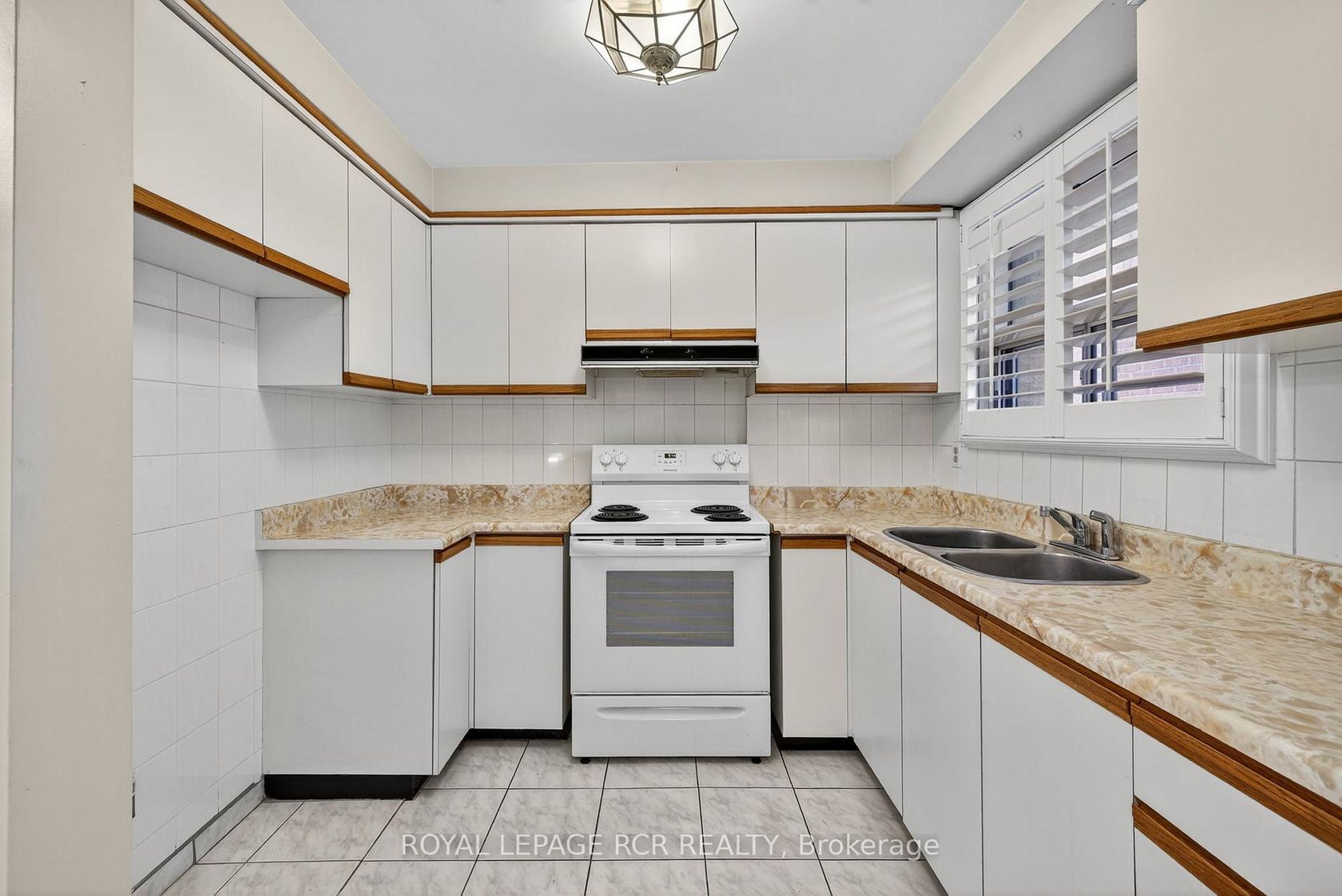 Photo 15 at 8 Cross Street, Weston, Toronto Photo 15 at 8 Cross Street, Weston, Toronto