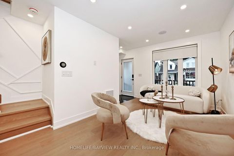 Photo 6 at 286 Springdale Boulevard, East York, Toronto