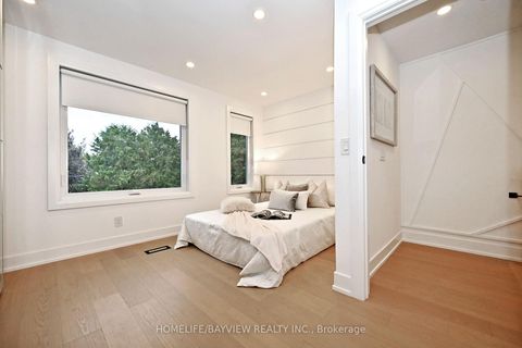 Photo 27 at 286 Springdale Boulevard, East York, Toronto