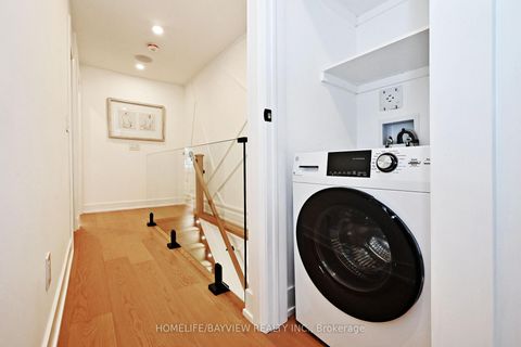 Photo 35 at 286 Springdale Boulevard, East York, Toronto