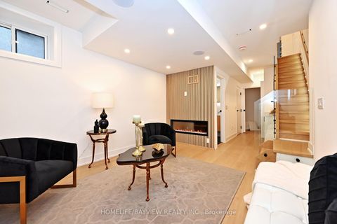 Photo 36 at 286 Springdale Boulevard, East York, Toronto