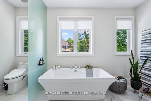 Photo 30 at 92 Klees Crescent, Aurora Highlands, Aurora