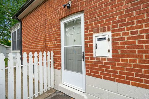 Photo 2 at 25 Westhead Road, Alderwood, Toronto