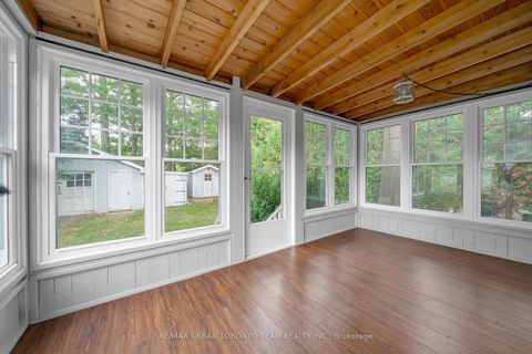 Photo 11 at 25 Westhead Road, Alderwood, Toronto