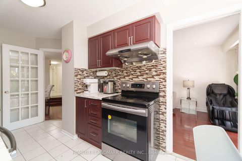 Photo 12 at 20 Croach Crescent, Agincourt North, Toronto