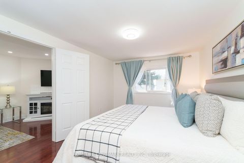 Photo 22 at 20 Croach Crescent, Agincourt North, Toronto