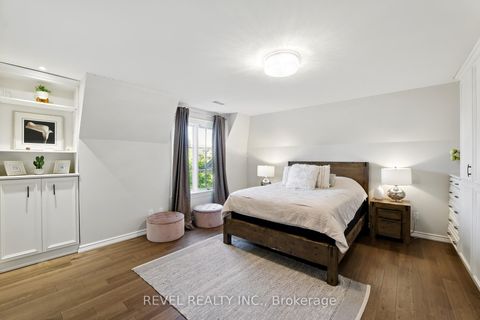 Photo 23 at 208 Carmichael Avenue, Nortown, Toronto