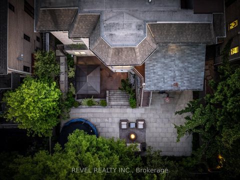 Photo 35 at 208 Carmichael Avenue, Nortown, Toronto
