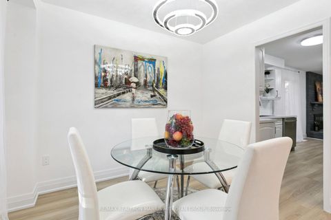 Photo 15 at 161 Joanna Crescent, Yorkhill, Vaughan