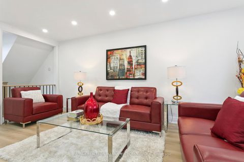 Photo 20 at 161 Joanna Crescent, Yorkhill, Vaughan