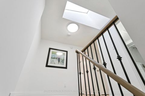 Photo 26 at 161 Joanna Crescent, Yorkhill, Vaughan