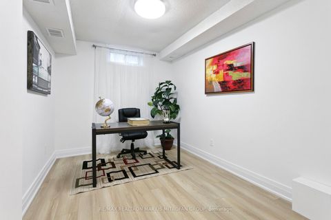 Photo 41 at 161 Joanna Crescent, Yorkhill, Vaughan