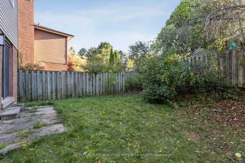 Photo 47 at 161 Joanna Crescent, Yorkhill, Vaughan