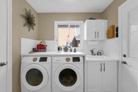 Photo 11 at 304 Rhodes Circle, Glenway Estates, Newmarket
