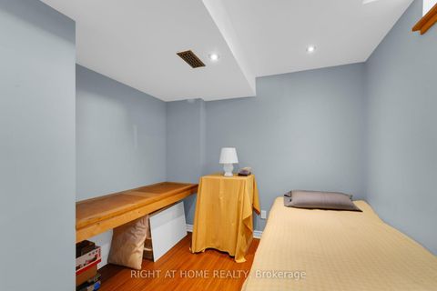 Photo 32 at 304 Rhodes Circle, Glenway Estates, Newmarket