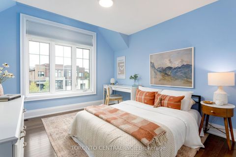 Photo 28 at 9 Chimney Swift Court, Rosethorn, Toronto