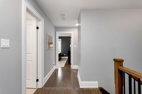 Photo 31 at 9 Chimney Swift Court, Rosethorn, Toronto