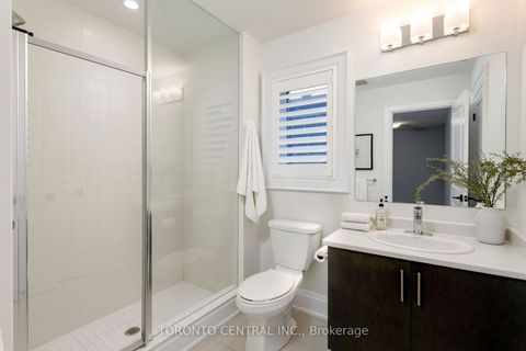 Photo 32 at 9 Chimney Swift Court, Rosethorn, Toronto