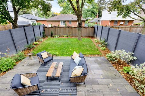 Photo 44 at 9 Chimney Swift Court, Rosethorn, Toronto