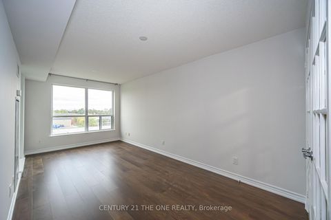 Photo 7 at 519 - 60 Fairfax Crescent, Birchmount, Toronto