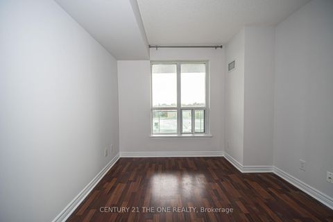 Photo 15 at 519 - 60 Fairfax Crescent, Birchmount, Toronto