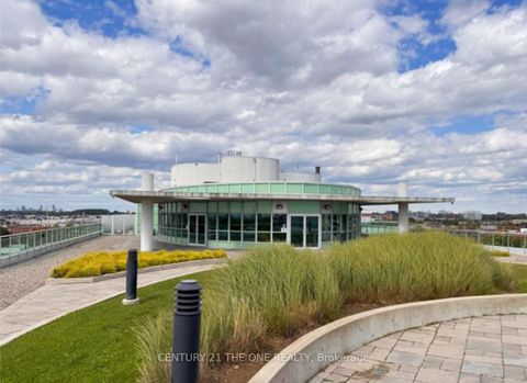 Photo 25 at 519 - 60 Fairfax Crescent, Birchmount, Toronto
