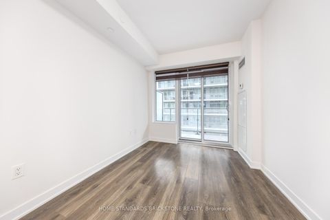 Photo 13 at 3406 - 99 Broadway Avenue S, Mount Pleasant West, Toronto