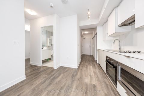 Photo 15 at 3406 - 99 Broadway Avenue S, Mount Pleasant West, Toronto