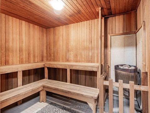 Photo 25 at 203 - 326 Major Mackenzie Drive E, Crosby, Richmond Hill