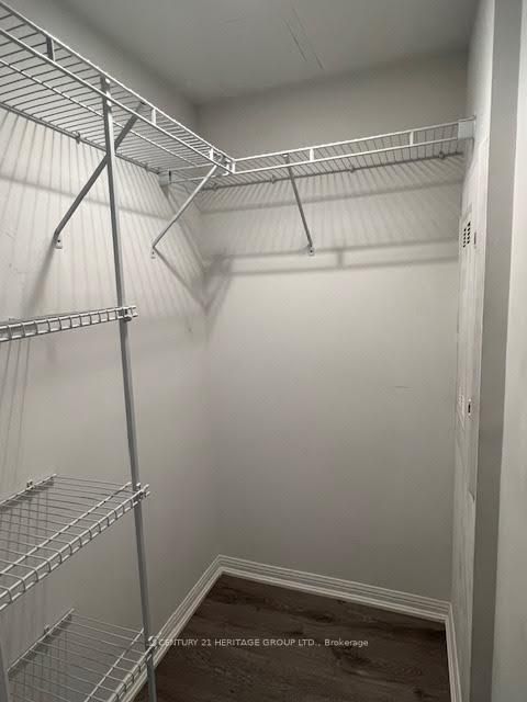 Photo 2 at 1015 - 400 Adelaide Street E, Moss Park, Toronto