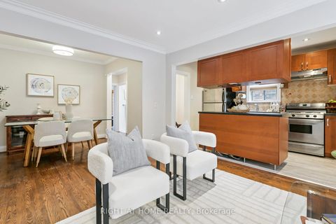 Photo 6 at 3 Roseneath Gardens, Oakwood Village, Toronto