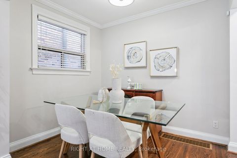 Photo 7 at 3 Roseneath Gardens, Oakwood Village, Toronto
