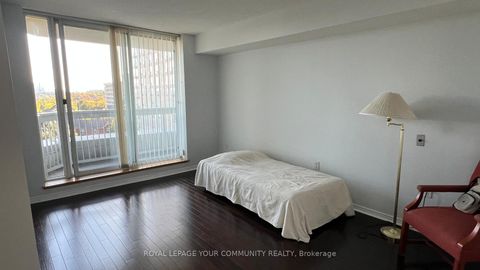 Photo 11 at 714 - 11 Thorncliffe Pk Drive, Thorncliffe Park, Toronto