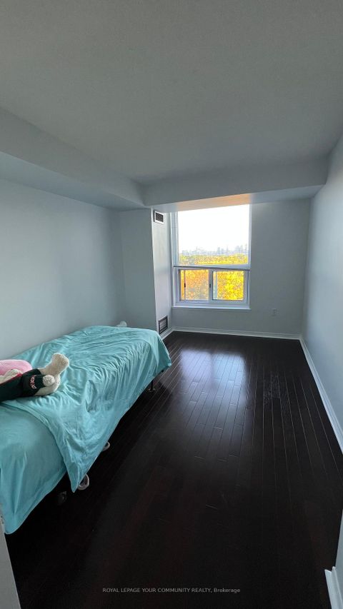 Photo 16 at 714 - 11 Thorncliffe Pk Drive, Thorncliffe Park, Toronto