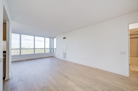 Photo 6 at 1810 - 33 Sheppard Avenue E, Willowdale East, Toronto Photo 6 at 1810 - 33 Sheppard Avenue E, Willowdale East, Toronto