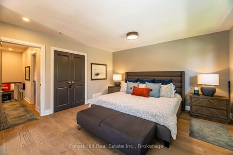 Photo 12 at 28 Decarie Circle, West Deane, Toronto
