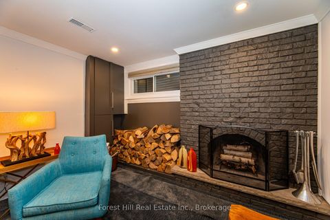 Photo 19 at 28 Decarie Circle, West Deane, Toronto