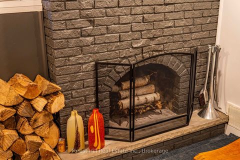 Photo 22 at 28 Decarie Circle, West Deane, Toronto