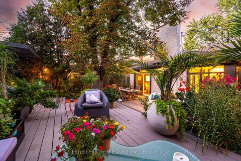 Photo 39 at 28 Decarie Circle, West Deane, Toronto