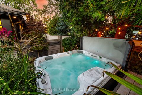 Photo 42 at 28 Decarie Circle, West Deane, Toronto
