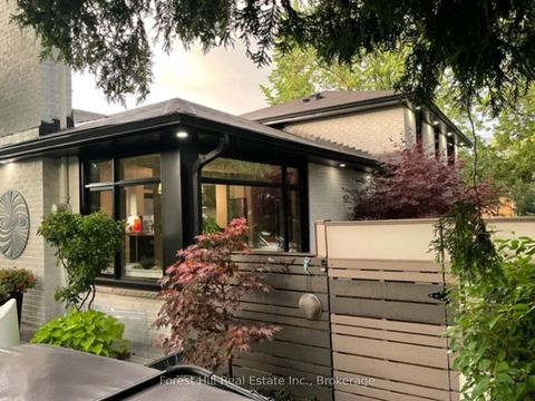 Photo 45 at 28 Decarie Circle, West Deane, Toronto