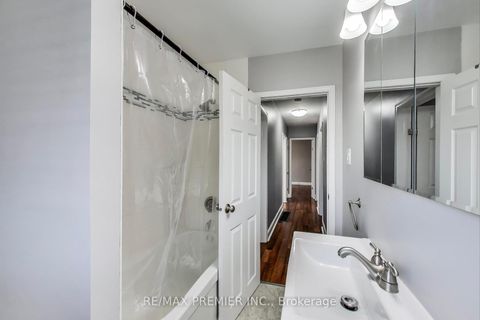Photo 17 at 5 Golfdale Road, Sunnidale, Barrie