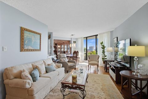 Photo 4 at 1706 - 75 Graydon Hall Drive, Donalda, Toronto
