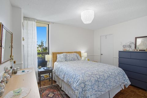 Photo 14 at 1706 - 75 Graydon Hall Drive, Donalda, Toronto