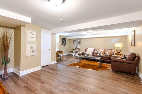 Photo 25 at 332 John Bowser Crescent, Glenway Estates, Newmarket