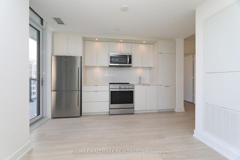 Photo 9 at 1037 - 20 Inn on the Park Drive, Don Mills, Toronto