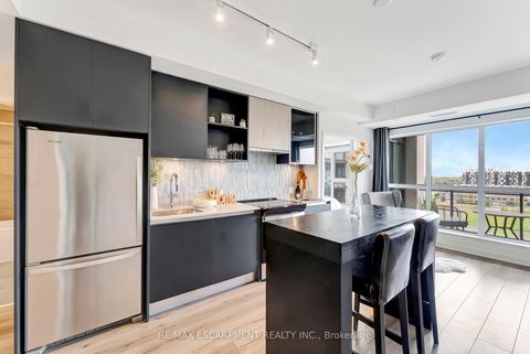Photo 1 at 702 - 405 Dundas Street W, GO Glenorchy, Oakville