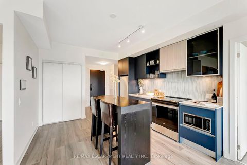 Photo 2 at 702 - 405 Dundas Street W, GO Glenorchy, Oakville